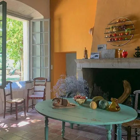 Hébergement de vacances Mas De La Motte - Domaine En Camargue Au Bord Du Petit Rhône *